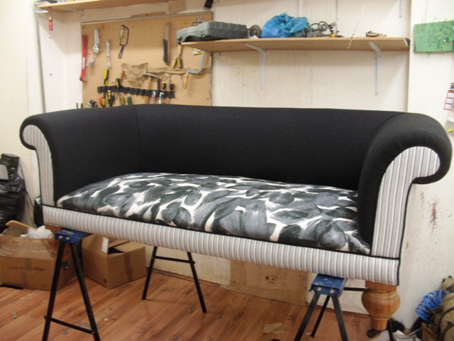 Image of sofa fixed